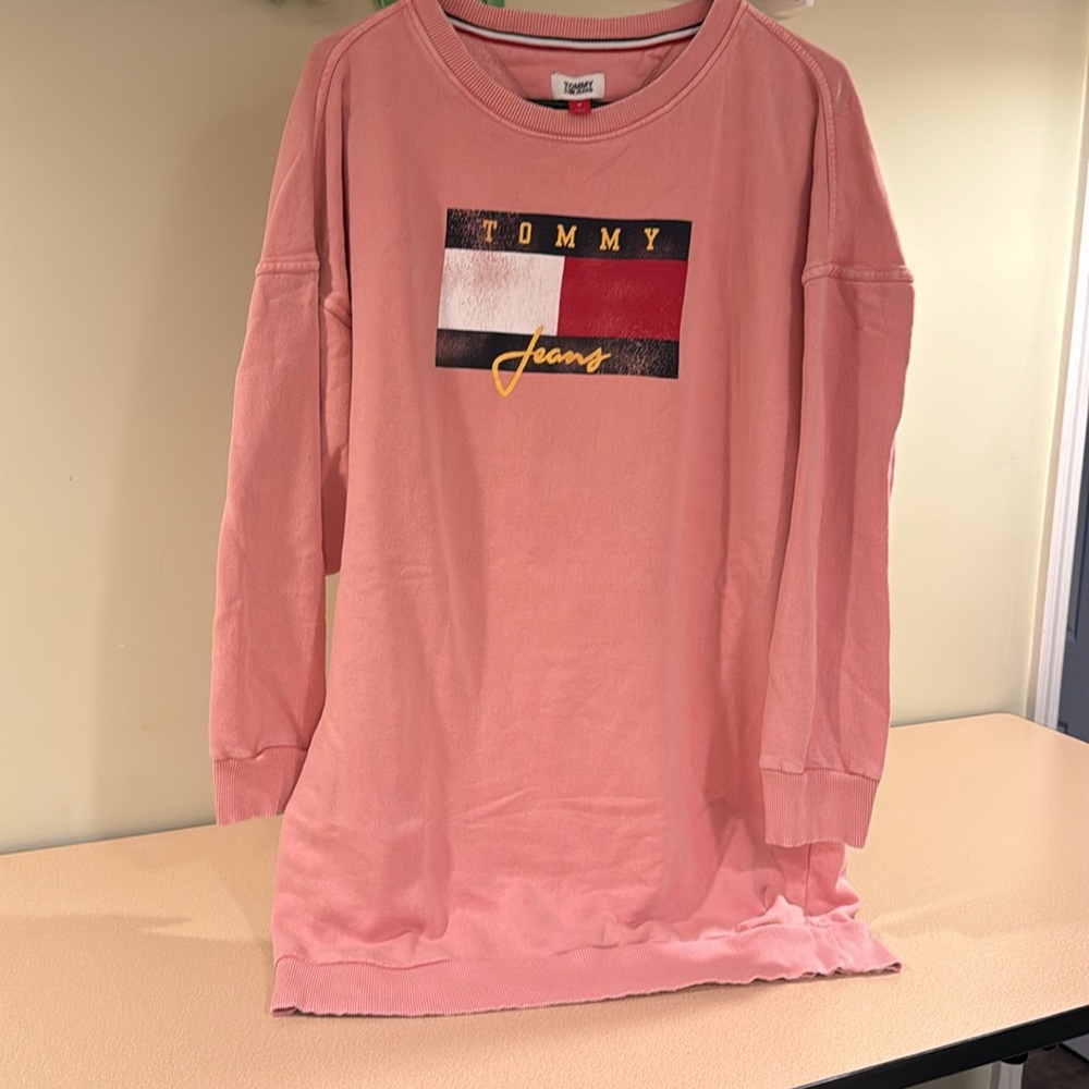 Tommy Jeans oversized sweat shirt pink size medium in great condition